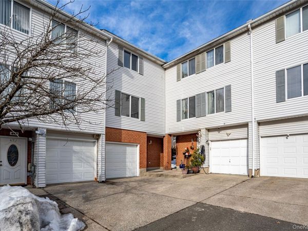 491 Ilyssa Way, Staten Island, NY 10312