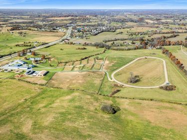 4487 Louisville Road, Salvisa, KY 40372