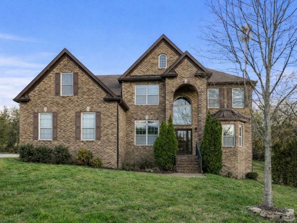 2205 Maricopa Ct, Nolensville, TN 37135