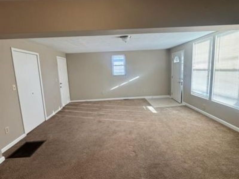 849 S Maple B Avenue, Unit B, Fairborn, OH 45324 Photo 2