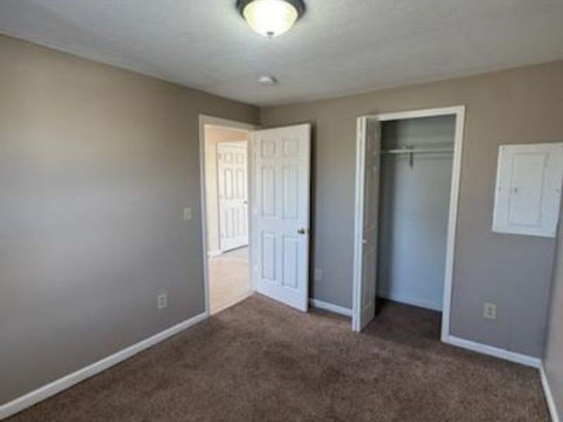 849 S Maple Avenue, Unit B, Fairborn, OH 45324 Photo 4