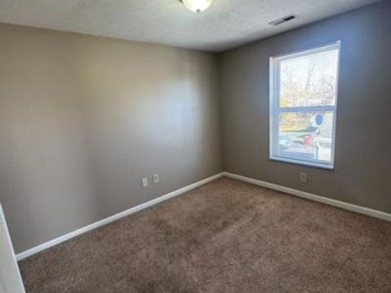 849 S Maple Avenue, Unit B, Fairborn, OH 45324 Photo 5