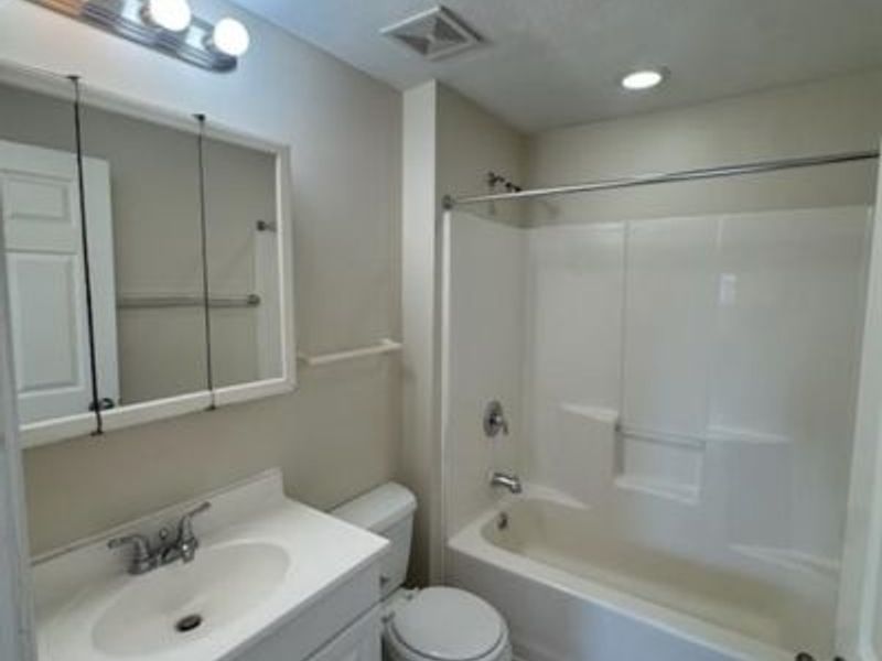 849 S Maple Avenue, Unit B, Fairborn, OH 45324 Photo 7