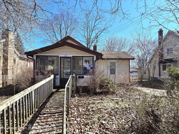 1111 Regent Street, Lansing, MI 48912
