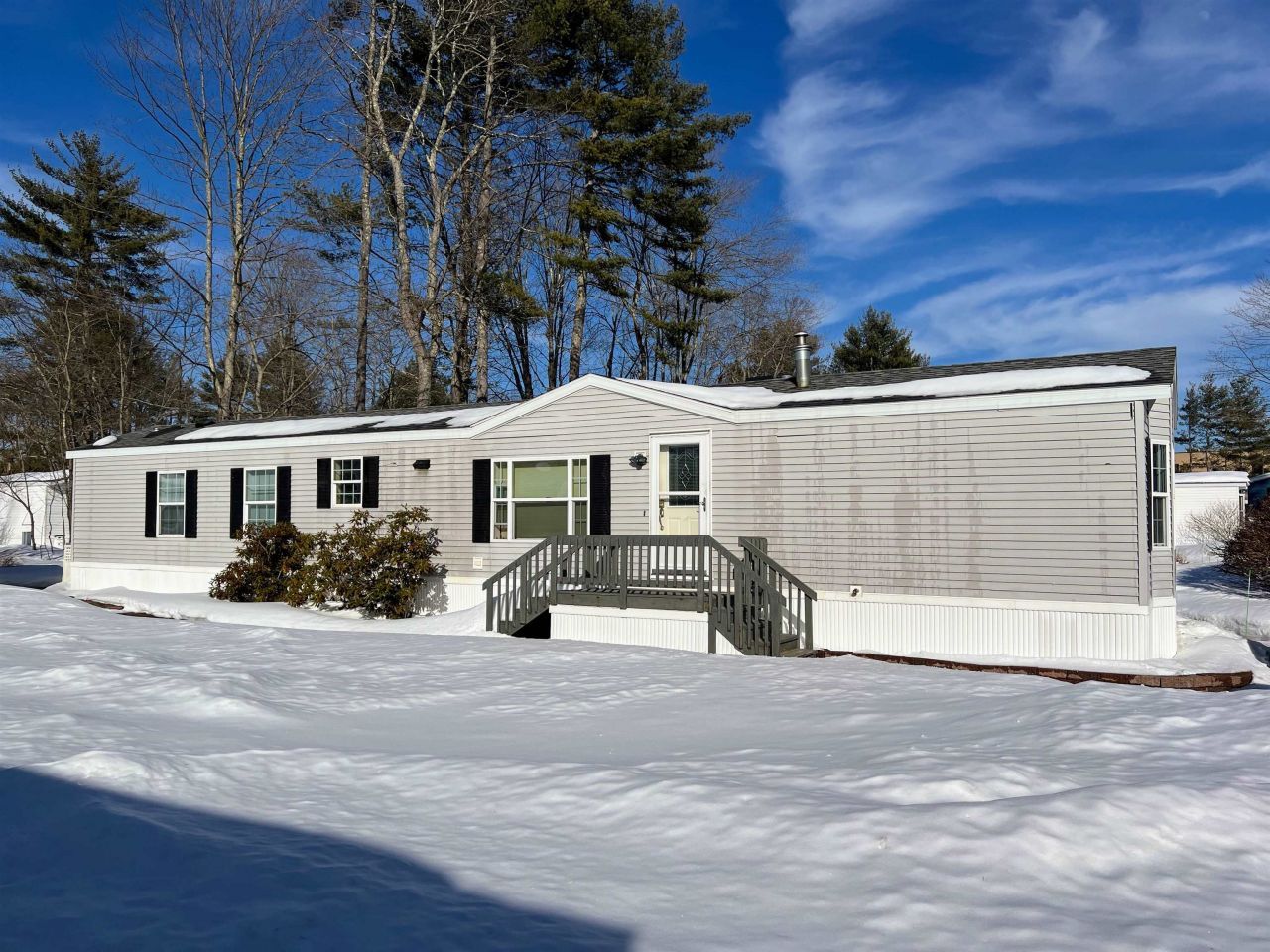 80 Colonial Village, Somersworth, NH 03878 Main Photo