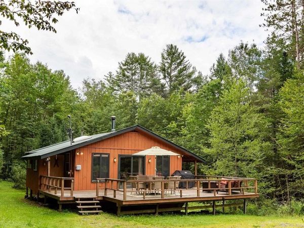 292 Tallwood Circle, Londonderry, VT 05155