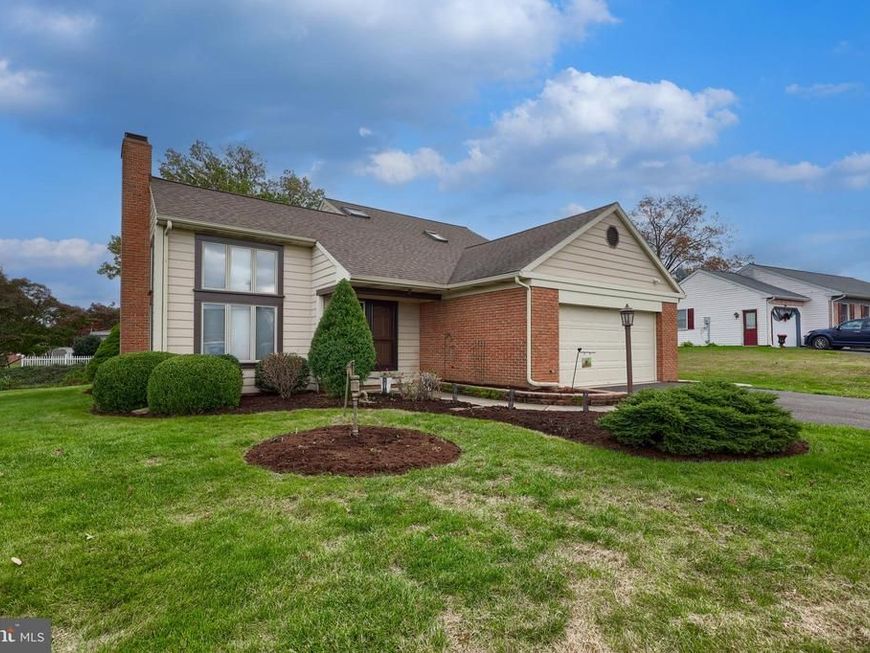 113 Florentine Drive, Willow Street, PA 17584 Main Photo