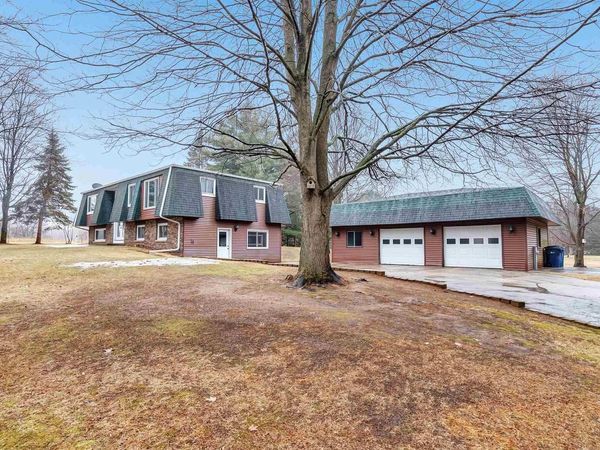 4565 HILLTOP DRIVE, Suamico, WI 54173