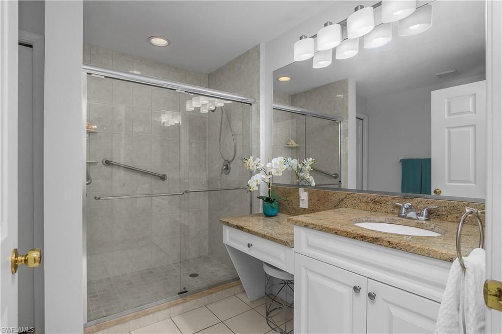 22992 Lone Oak Dr, Estero, FL 33928 Photo