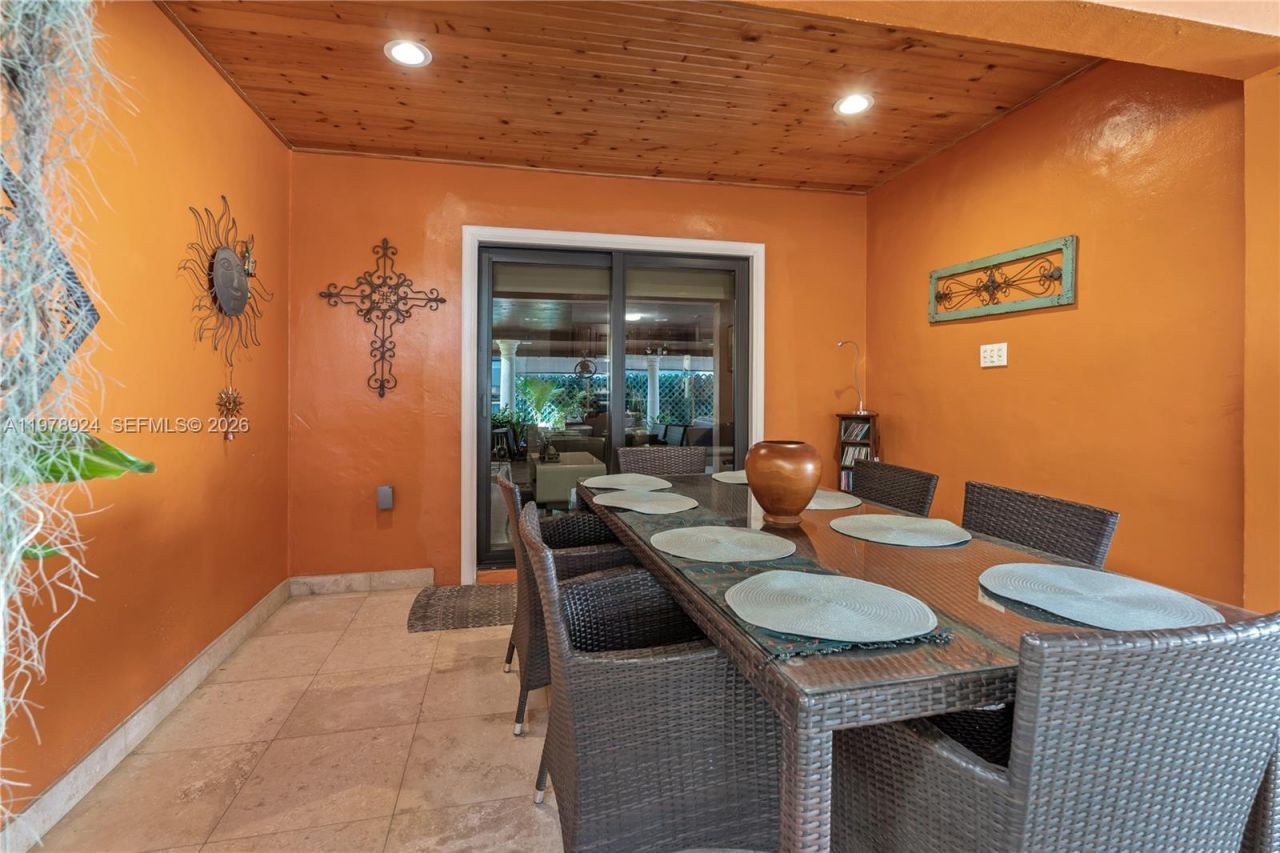 14330 SW 50th St , Miami, FL 33175 Photo