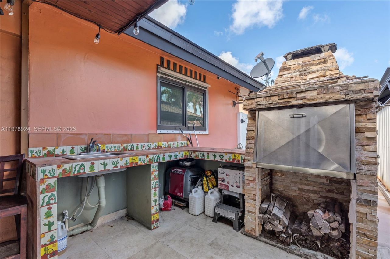 14330 SW 50th St , Miami, FL 33175 Photo