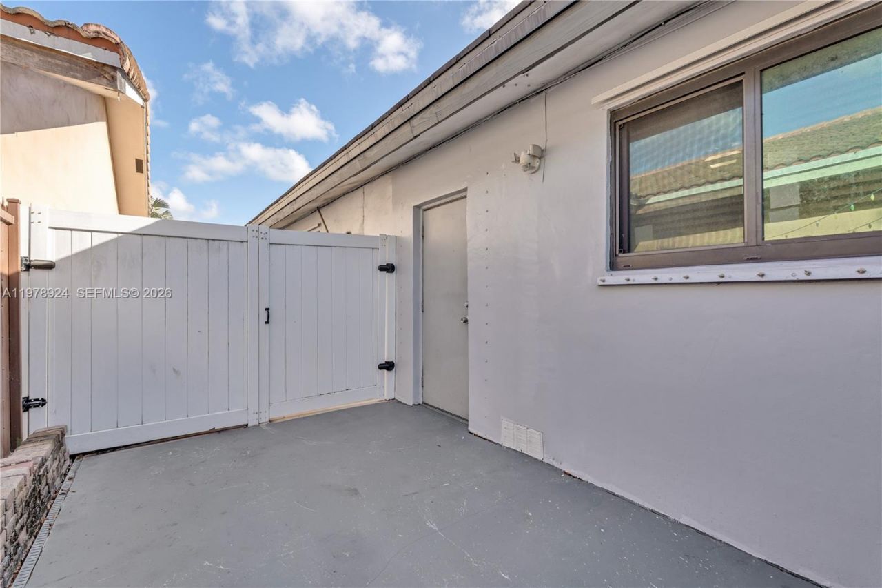 14330 SW 50th St , Miami, FL 33175 Photo