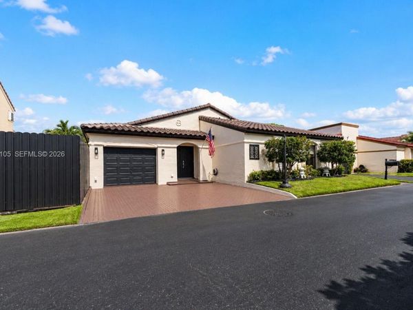 536 SW 88th Ct, Miami, FL 33174
