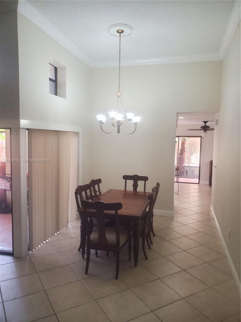 536 SW 88th Ct, Miami, FL 33174 Photo