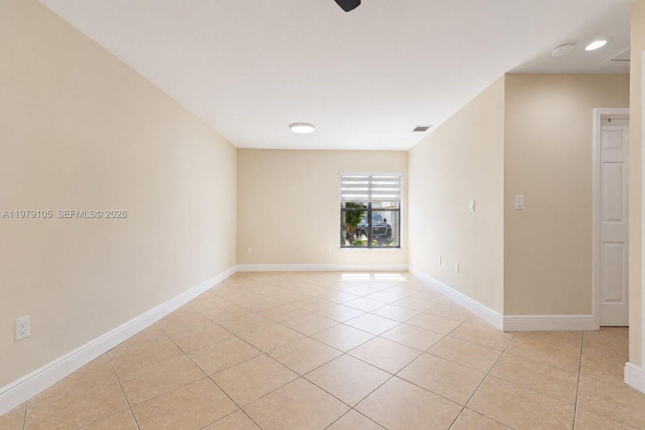 536 SW 88th Ct, Miami, FL 33174 Photo