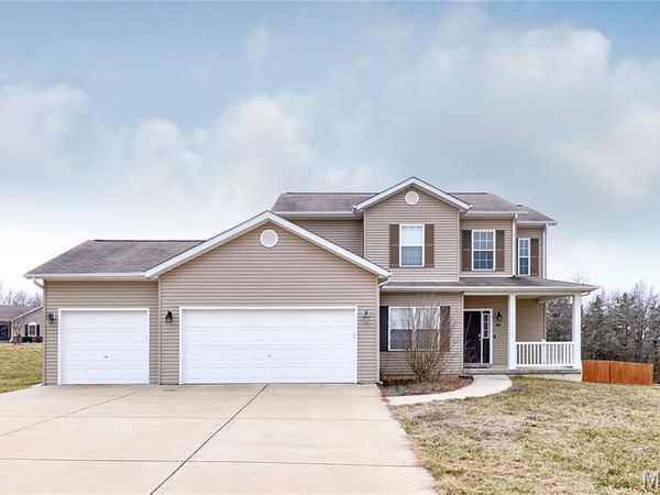 681 Creekwood Boulevard, Troy, MO 63379