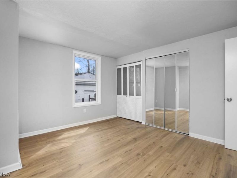 553 Delaware Avenue, Elyria, OH 44035 Photo 15