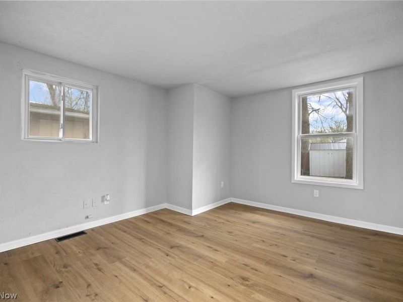 553 Delaware Avenue, Elyria, OH 44035 Photo 18