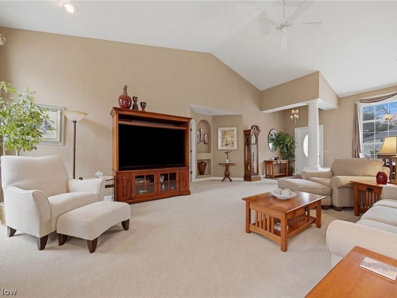 3327 Stillwater Avenue NW, Canton, OH 44708 Photo 4