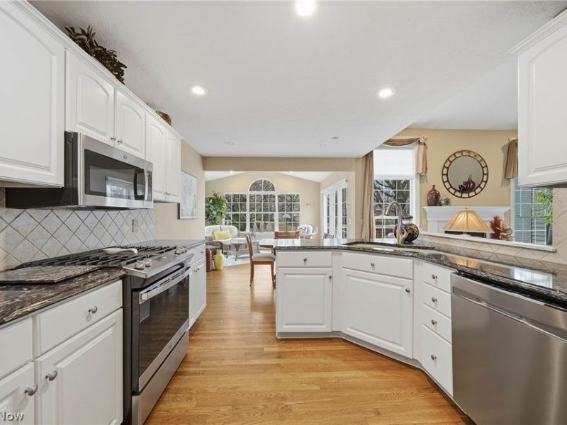 3327 Stillwater Avenue NW, Canton, OH 44708 Photo 9