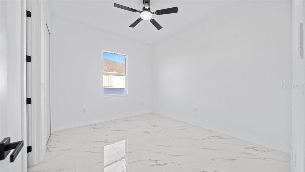 913/915 NE 15th Lane, Cape Coral, FL 33909 Photo