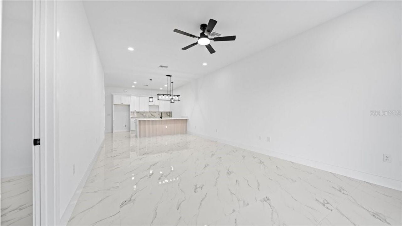 913/915 NE 15th Lane, Cape Coral, FL 33909 Photo