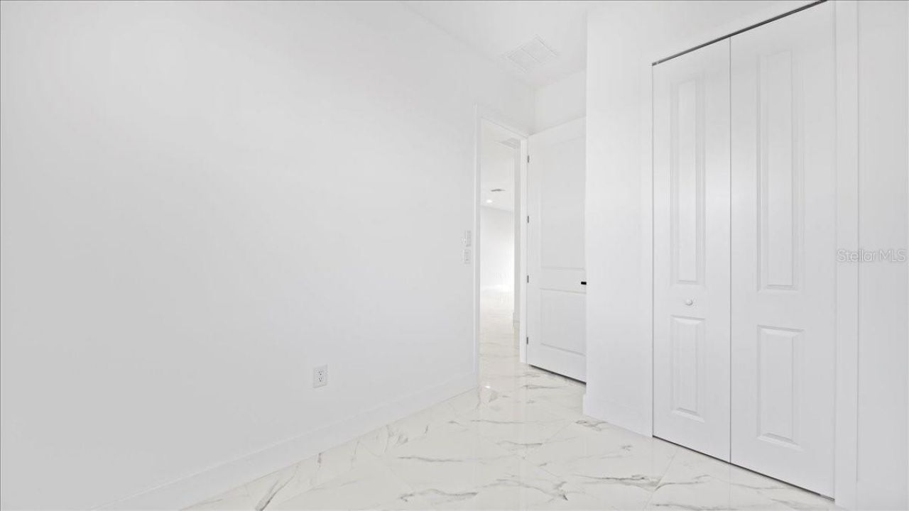 913/915 NE 15th Lane, Cape Coral, FL 33909 Photo