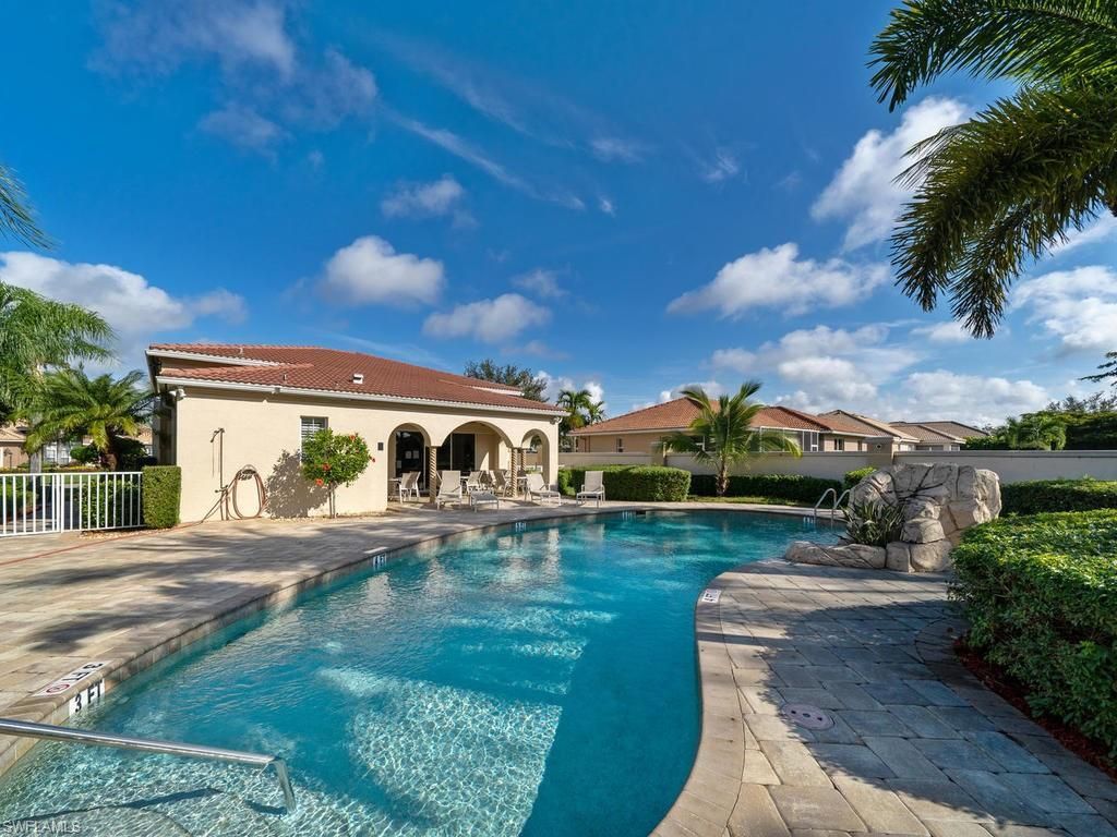 25080 Divot Dr , Bonita Springs, FL 34135 Photo