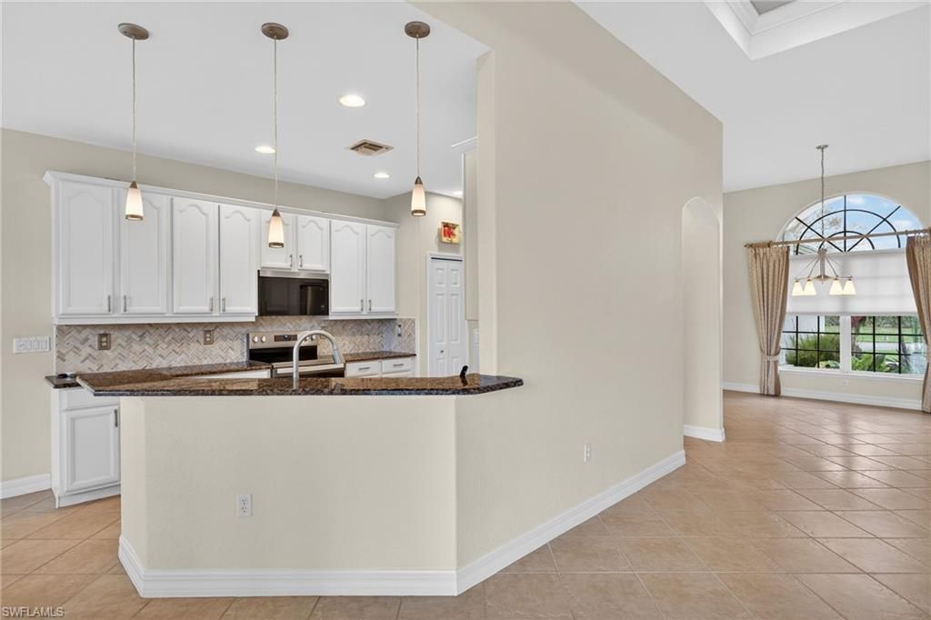 25080 Divot Dr , Bonita Springs, FL 34135 Photo