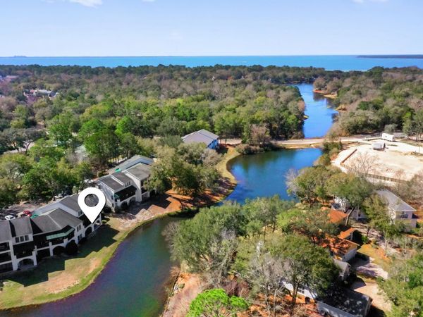 201 Westlake Court, Unit 201, Niceville, FL 32578