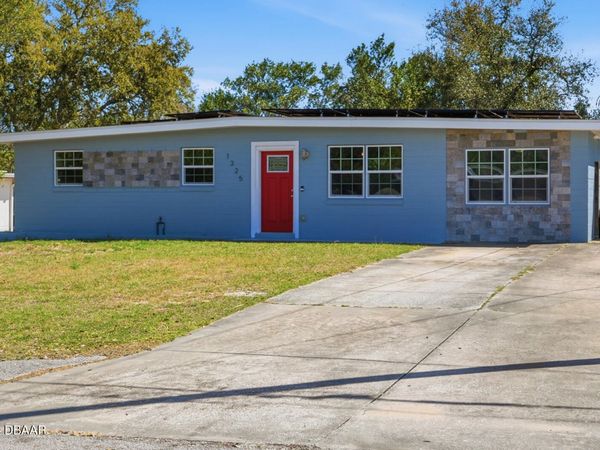1325 Ginsberg Drive, Daytona Beach, FL 32114