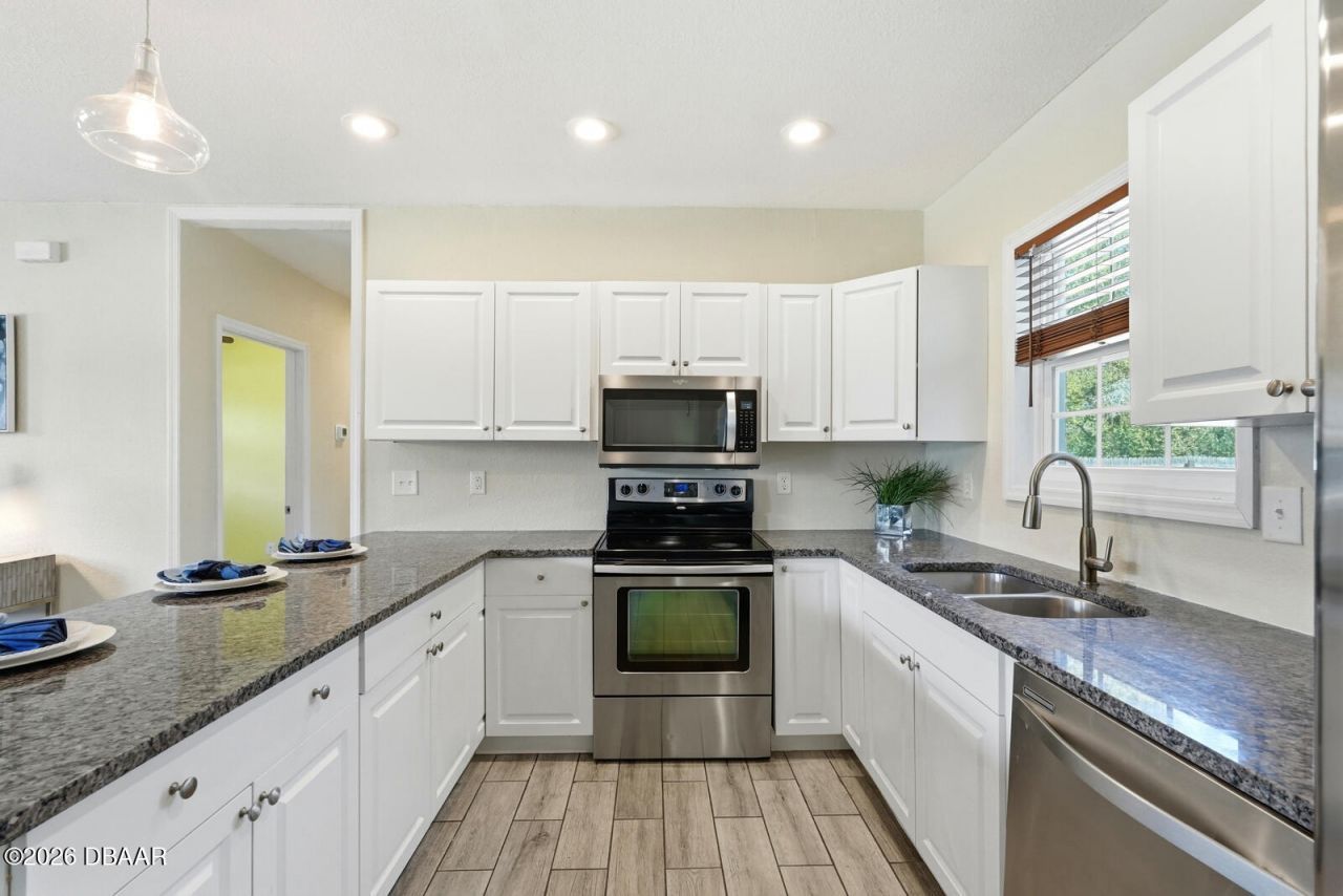 1325 Ginsberg Drive, Daytona Beach, FL 32114 Photo