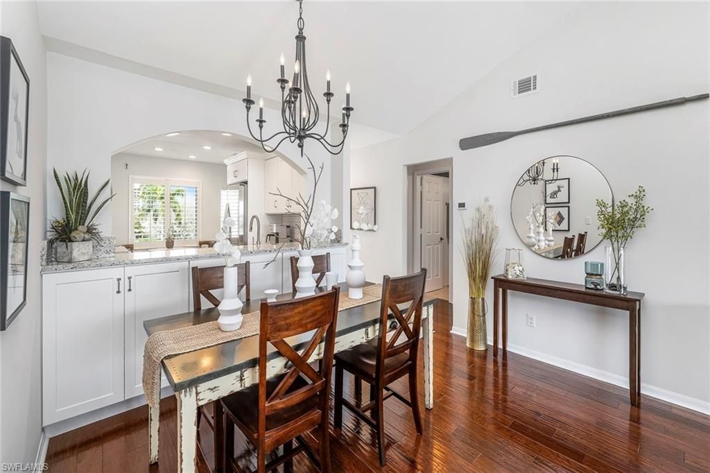 10682 Gulf Shore Dr, Unit C305, Naples, FL 34108 Photo