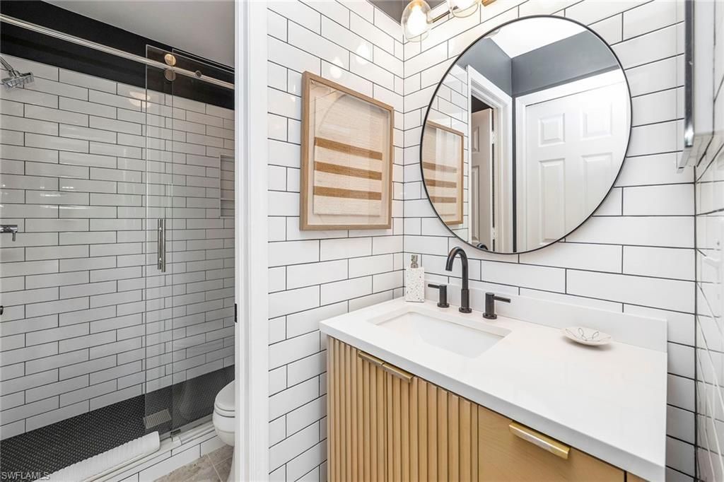 10682 Gulf Shore Dr, Unit C305, Naples, FL 34108 Photo