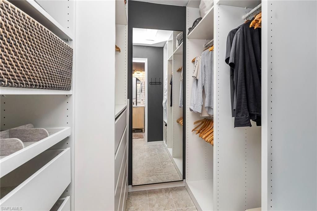 10682 Gulf Shore Dr, Unit C305, Naples, FL 34108 Photo