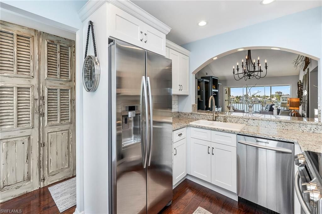 10682 Gulf Shore Dr, Unit C305, Naples, FL 34108 Photo