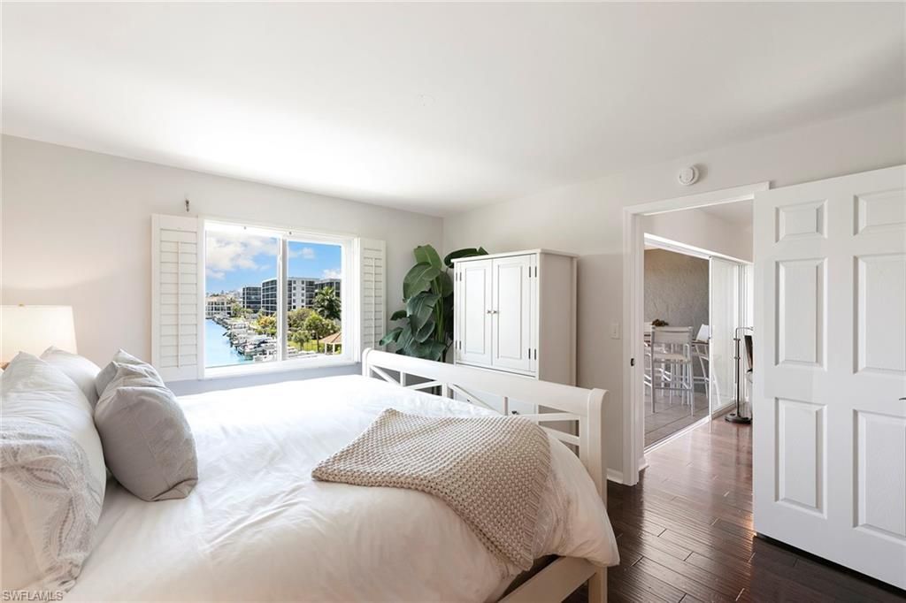 10682 Gulf Shore Dr, Unit C305, Naples, FL 34108 Photo