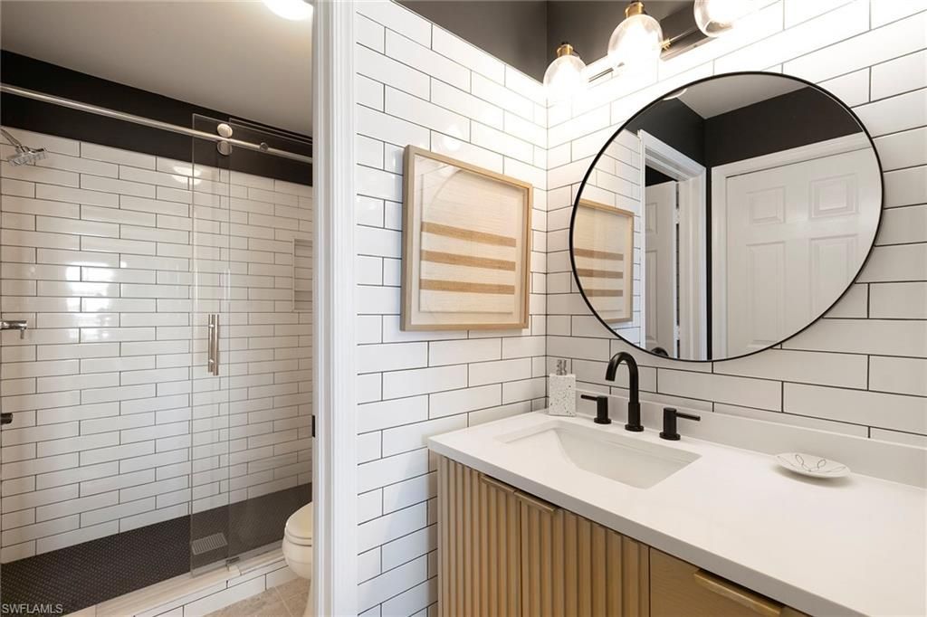 10682 Gulf Shore Dr, Unit C305, Naples, FL 34108 Photo