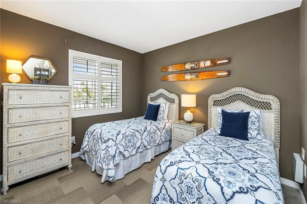 10682 Gulf Shore Dr, Unit C305, Naples, FL 34108 Photo
