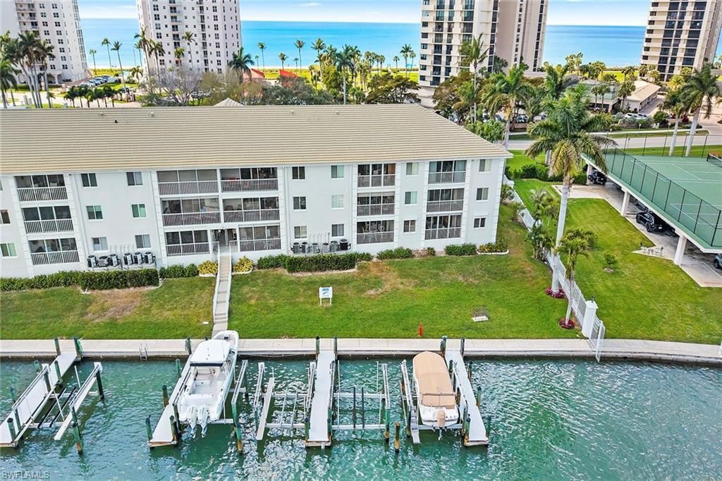 10682 Gulf Shore Dr, Unit C305, Naples, FL 34108 Photo