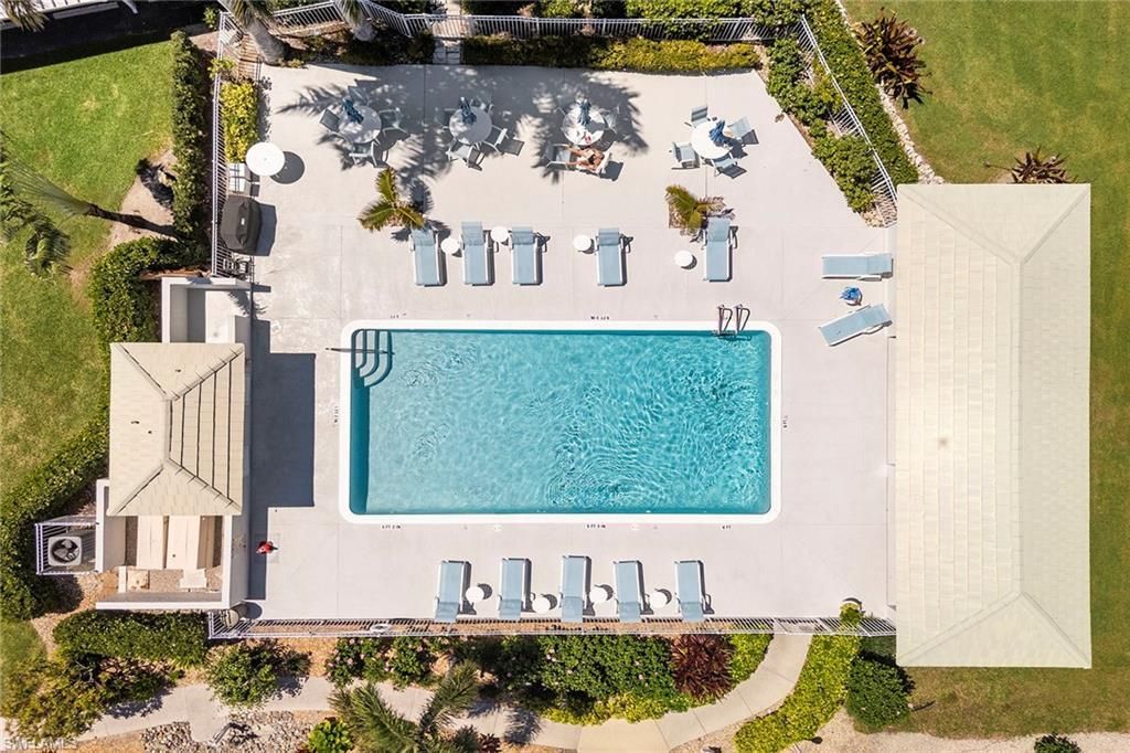 10682 Gulf Shore Dr, Unit C305, Naples, FL 34108 Photo