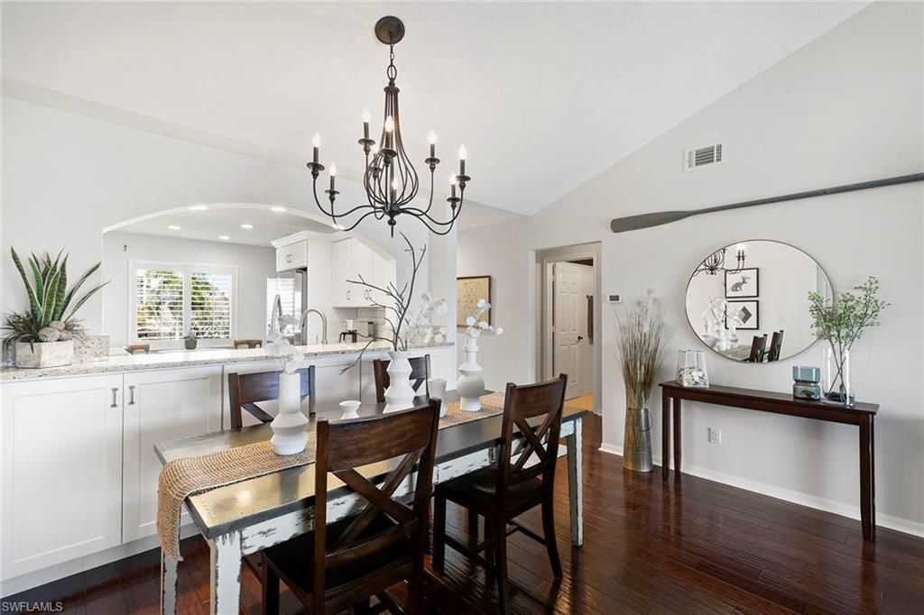 10682 Gulf Shore Dr, Unit C305, Naples, FL 34108 Photo