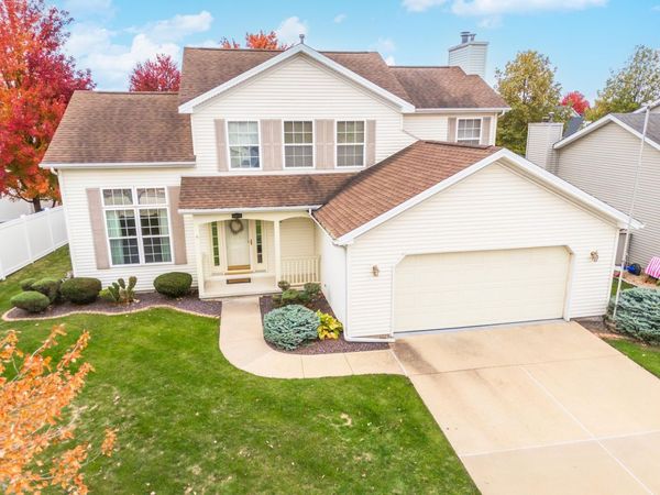 1015 Sawgrass Drive , Normal, IL 61761