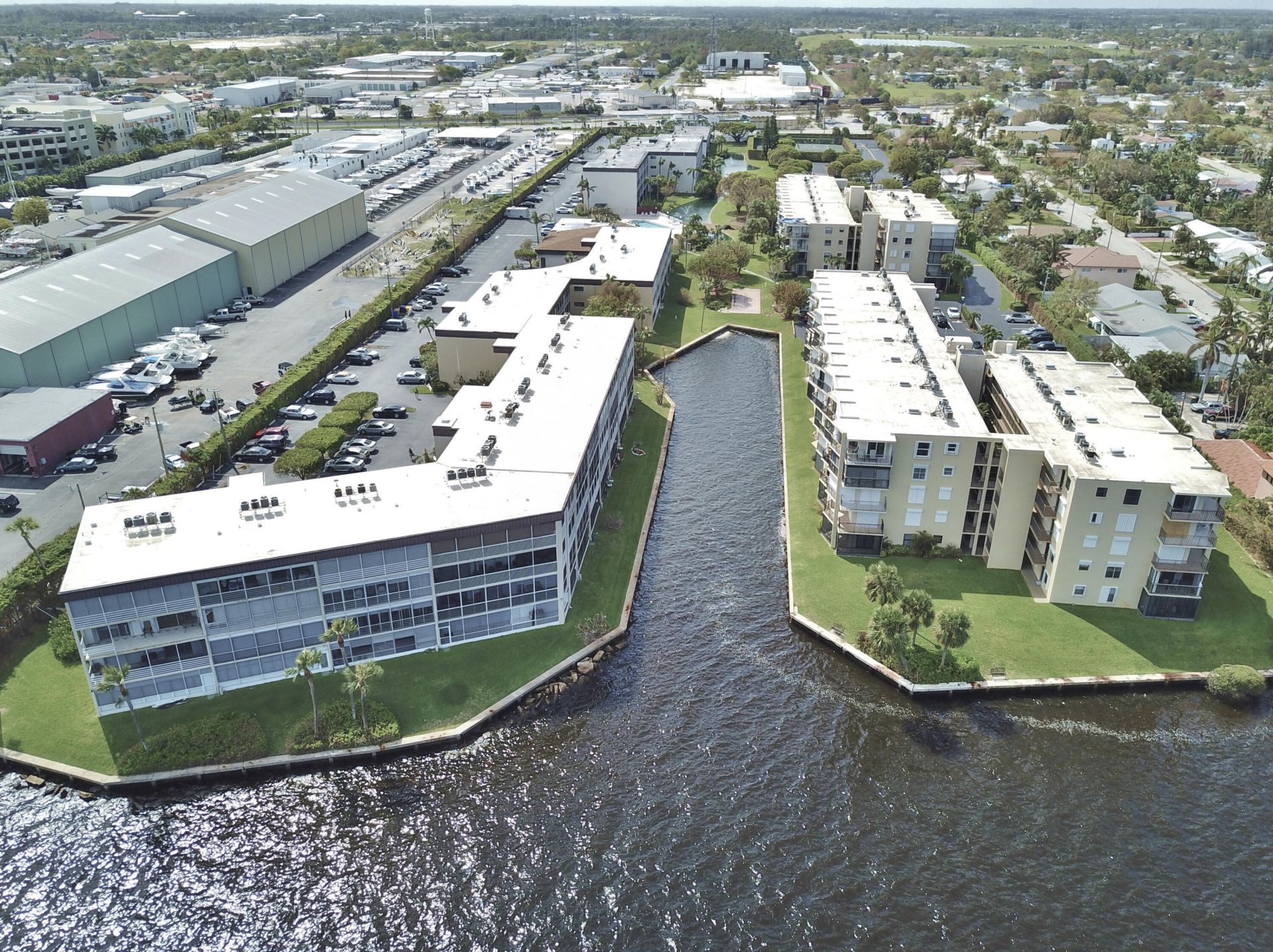 890 Federal Highway, Unit 412, Lantana, FL 33462 Photo