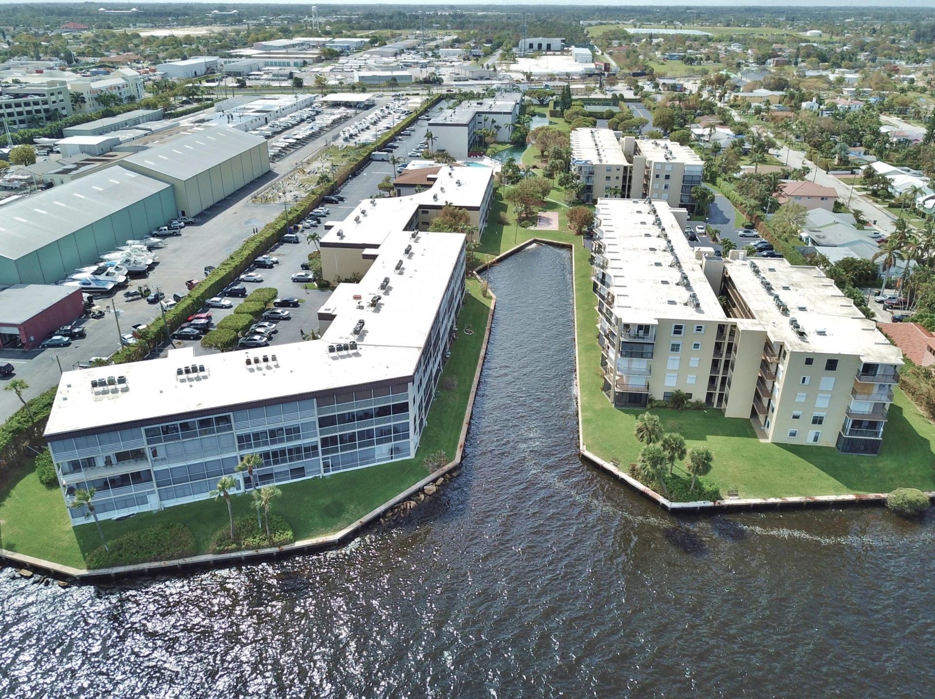 890 Federal Highway, Unit 412, Lantana, FL 33462 Photo