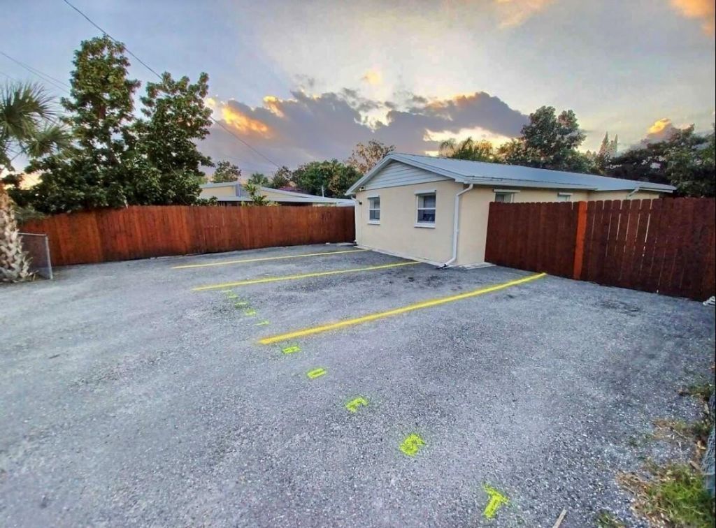 279 Hach Ln (2/1), West Palm Beach, FL 33415 Photo