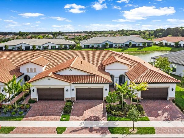 7636 N Blue Spring Dr, Unit 7636, Parkland, FL 33067