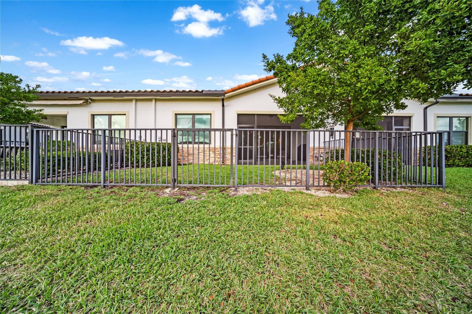 7636 N Blue Spring Drive, Unit 7636, Parkland, FL 33067 Photo