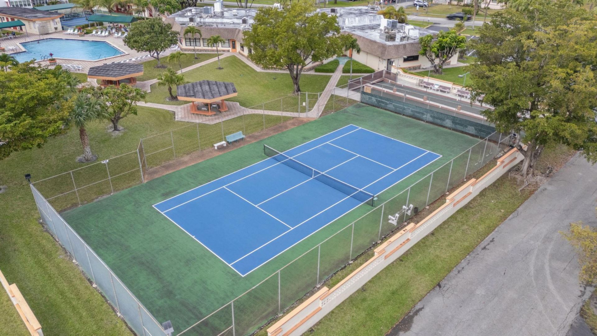 4191 NW 41st Street, Unit 214, Lauderdale Lakes, FL 33319 Photo