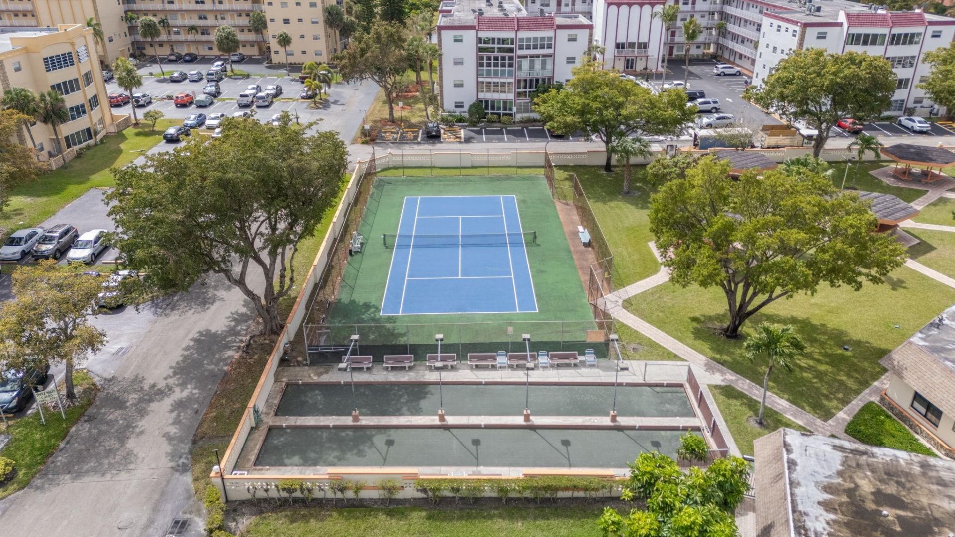 4191 NW 41st Street, Unit 214, Lauderdale Lakes, FL 33319 Photo